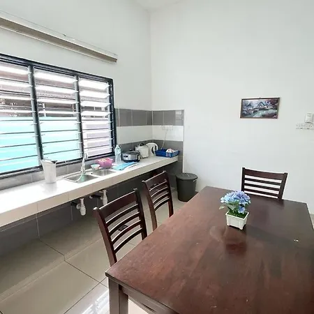 5Min To Beach 12Pax Bbq Steamboat - Pet Friendly Port Dickson Exterior photo